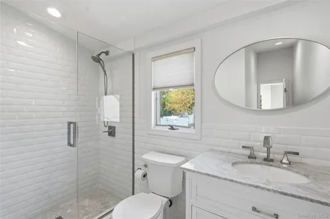 $2,399,000 | 23 Wildwood Lane, Greenvale, NY 11548