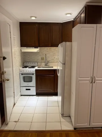 $419,999 | 15 Keswick Street, Unit B1, Boston, MA 02215