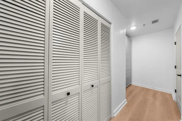 $300,000 | 250 Pharr Road Northeast, Unit 704, Atlanta, GA 30305