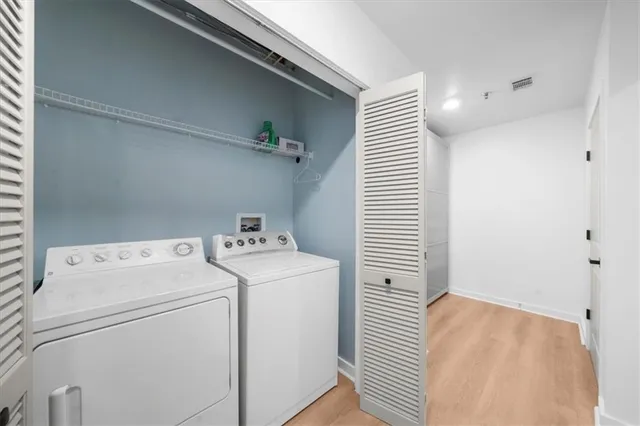 $300,000 | 250 Pharr Road Northeast, Unit 704, Atlanta, GA 30305