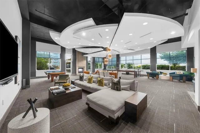 $300,000 | 250 Pharr Road Northeast, Unit 704, Atlanta, GA 30305