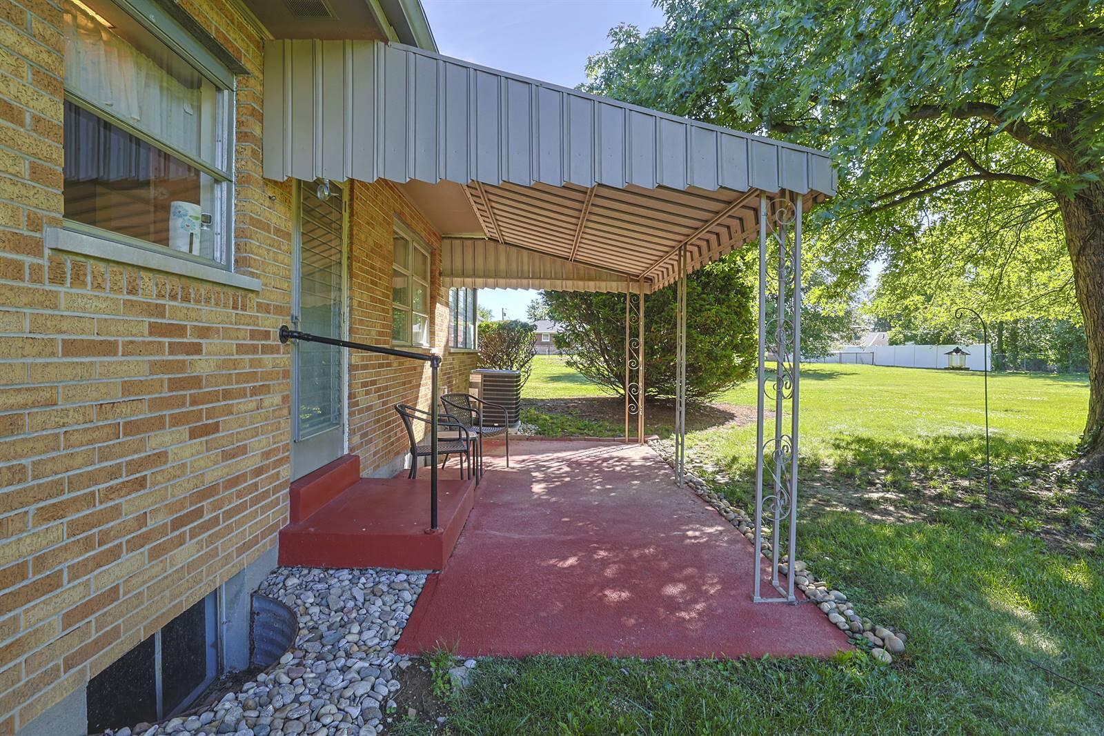 2559 Amsterdam Road Fort Mitchell, KY 41017 - Photo 27 of 34 027-Patio