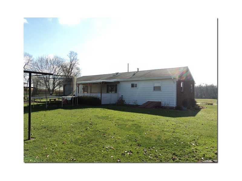 415 North Duffy Road Butler, PA 16001 - Photo 4 of 13 Exterior Back.