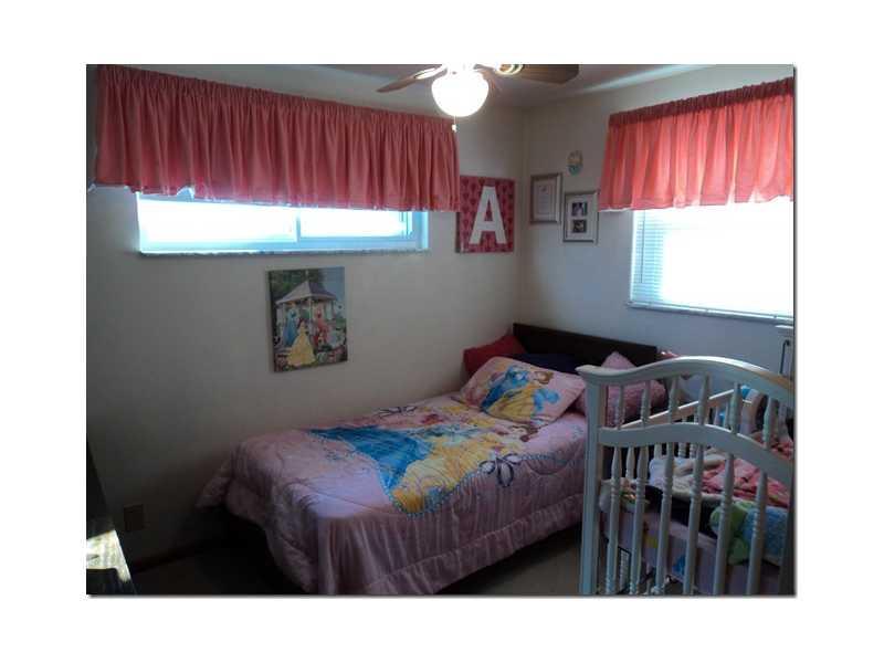 415 North Duffy Road Butler, PA 16001 - Photo 10 of 13 Bedroom.