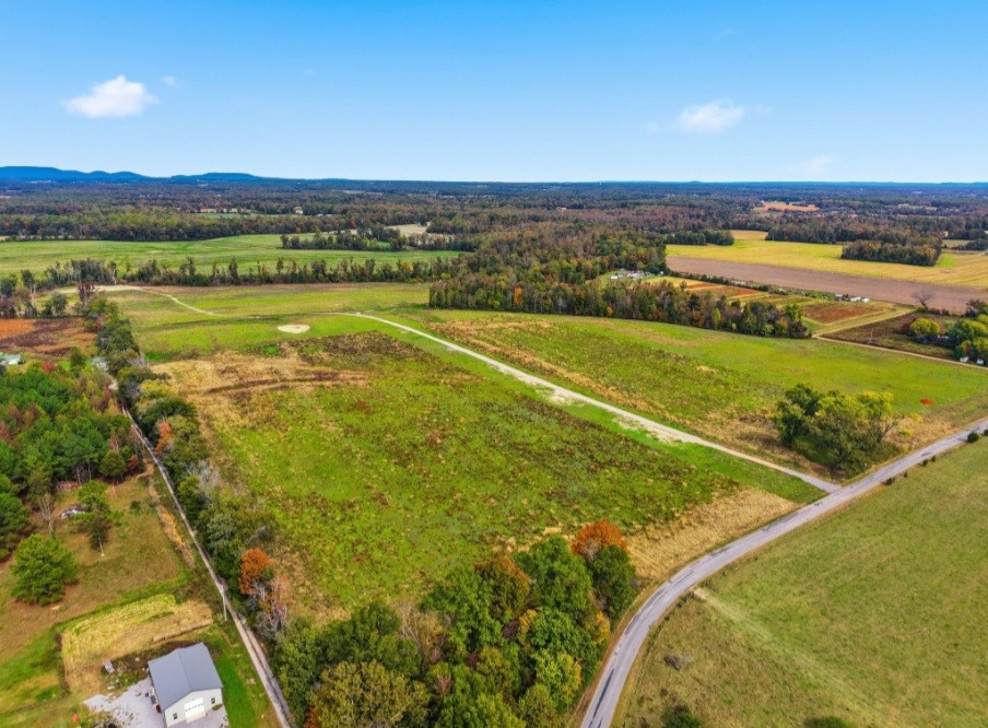 0 Jacksboro Trail Morrison, TN 37357 - Photo 4 of 4 a view of an ocean from a balcony