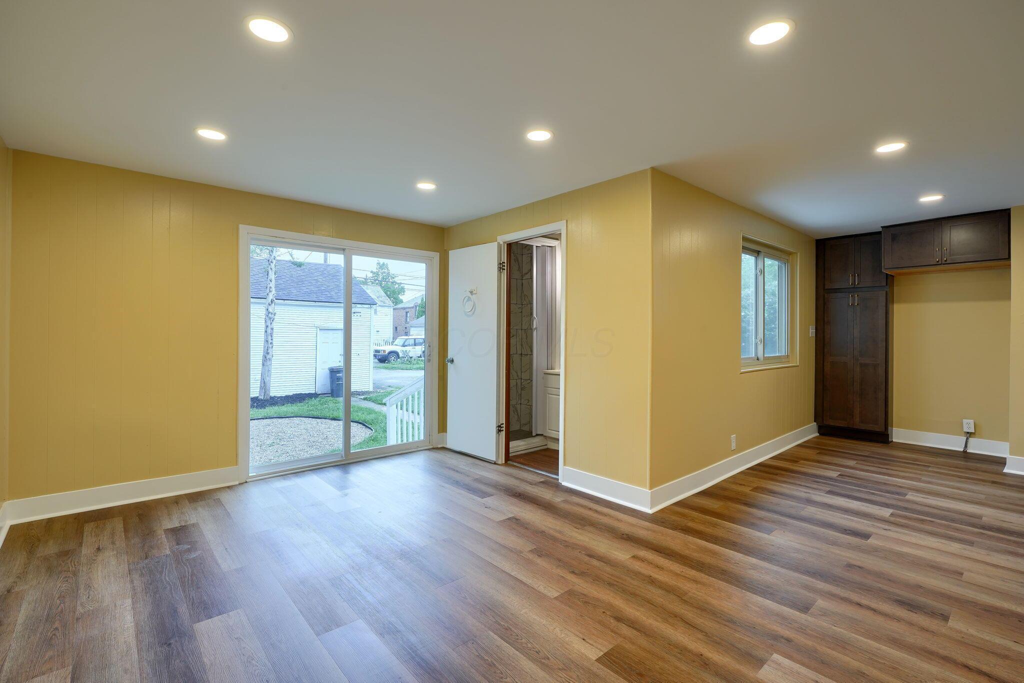 891 Vernon Road Columbus, OH 43209 - Photo 23 of 38