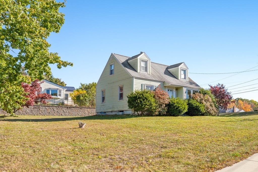 54 Gilman Road Waltham, MA 02452 - Photo 1 of 20 Gallery Image 1