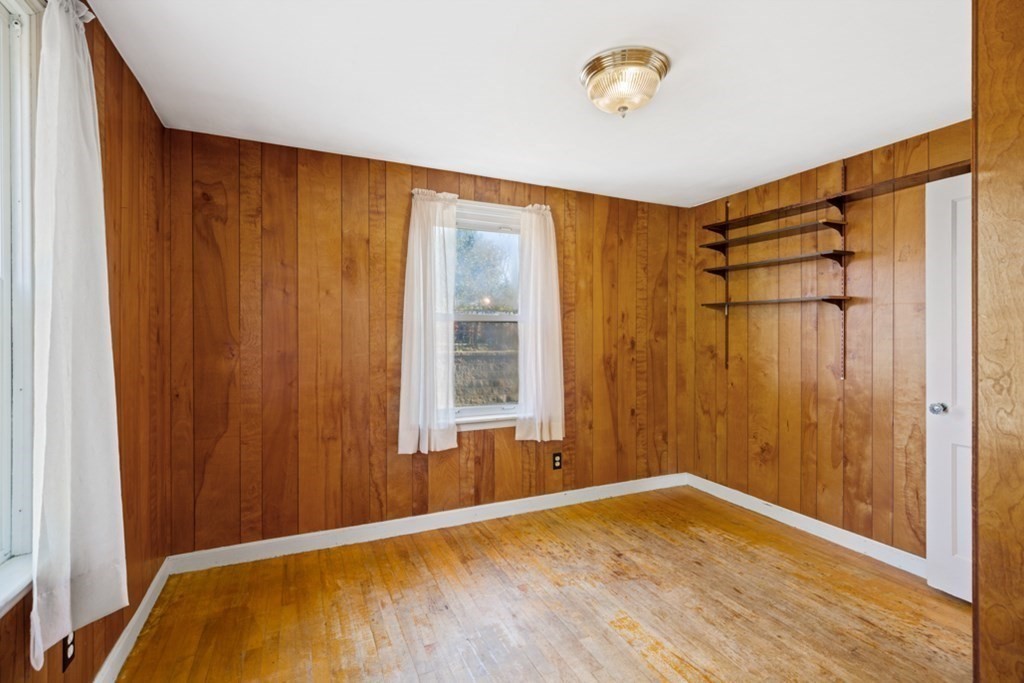 54 Gilman Road Waltham, MA 02452 - Photo 12 of 20 Gallery Image 12