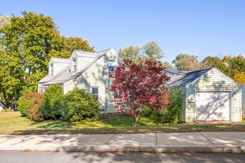 54 Gilman Road Waltham, MA 02452 - Photo 5 of 20 Gallery Image 5