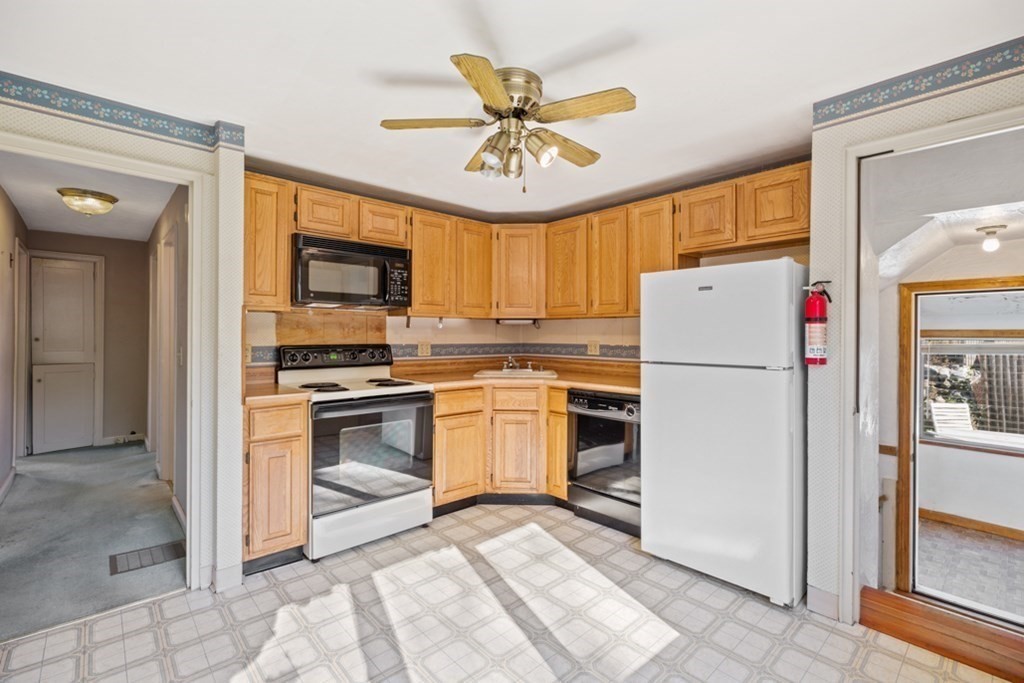 54 Gilman Road Waltham, MA 02452 - Photo 7 of 20 Gallery Image 7