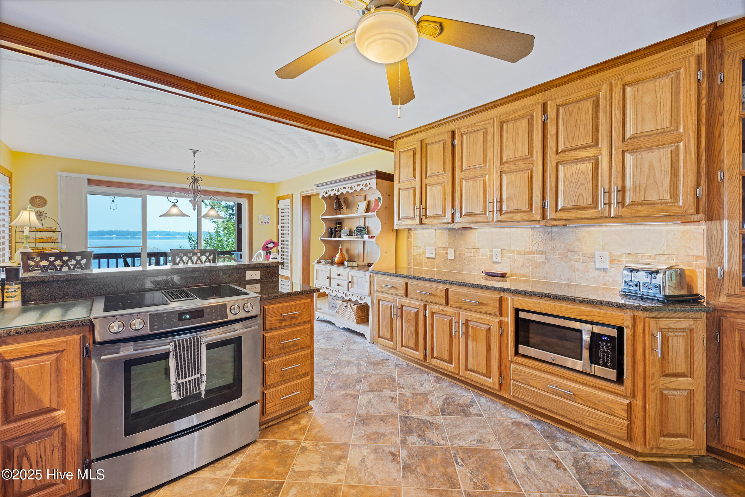 953 Old Ferry Road Edenton, NC 27932 - Photo 5 of 53 kitchen