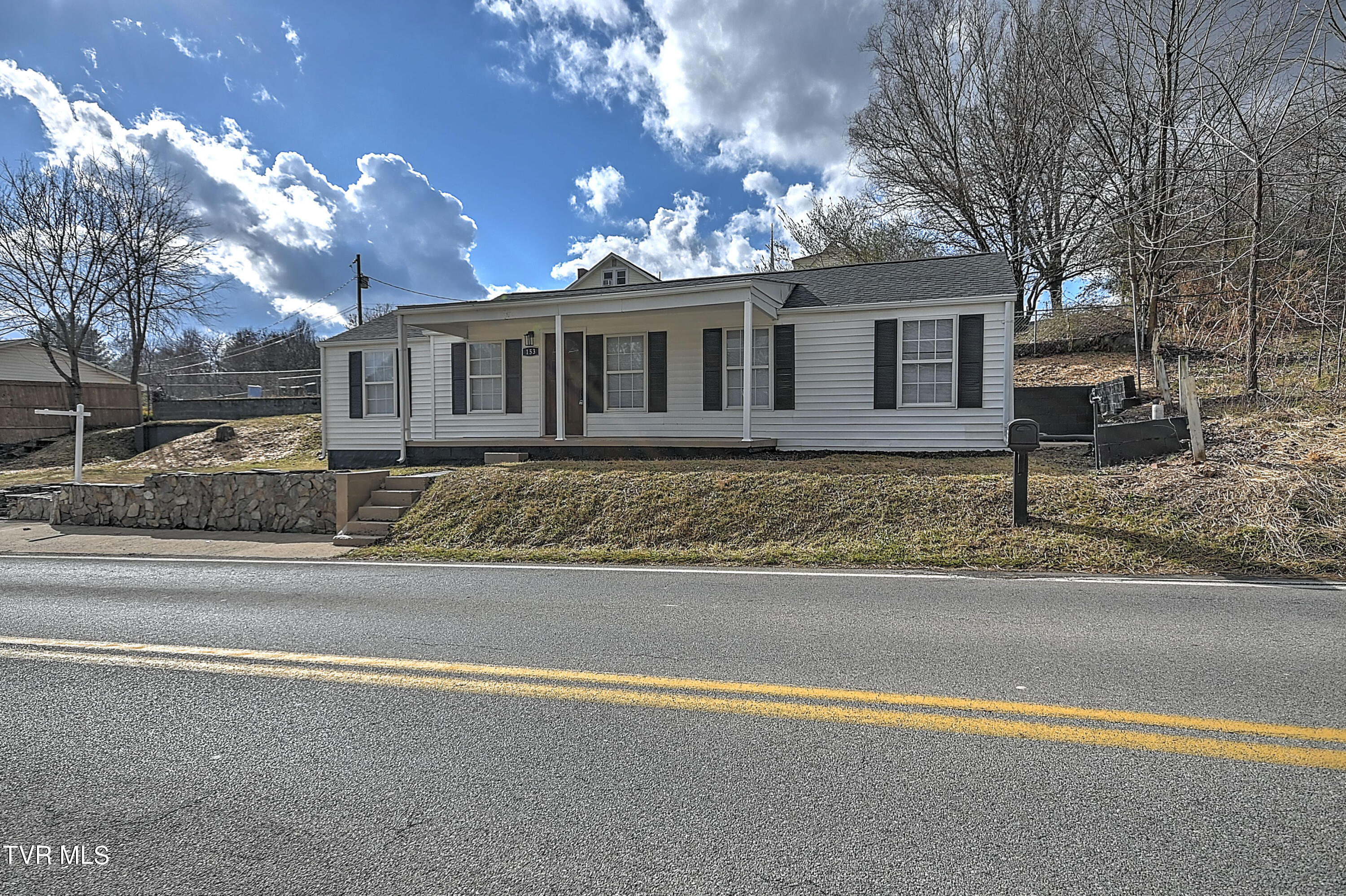 153 Walnut Hill Road Bristol, TN 37620 - Photo 4 of 45 Walnut Hills CP-4