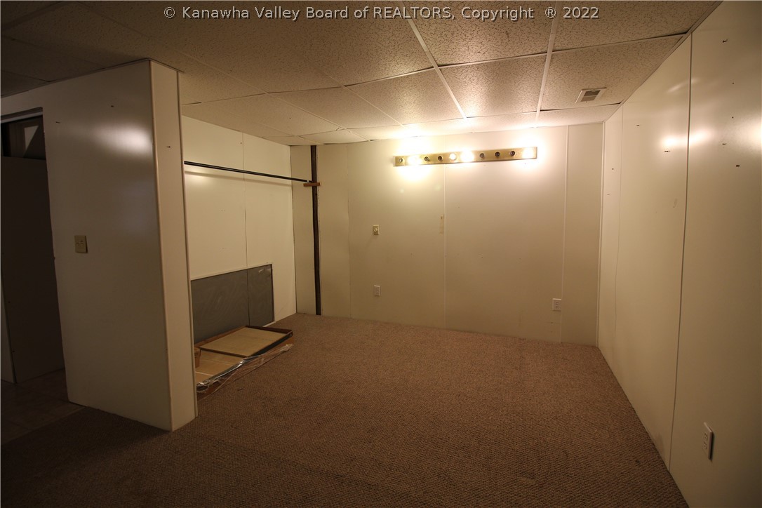 204 Robin Road Elkview, WV 25071 - Photo 18 of 27 Gallery Image 18