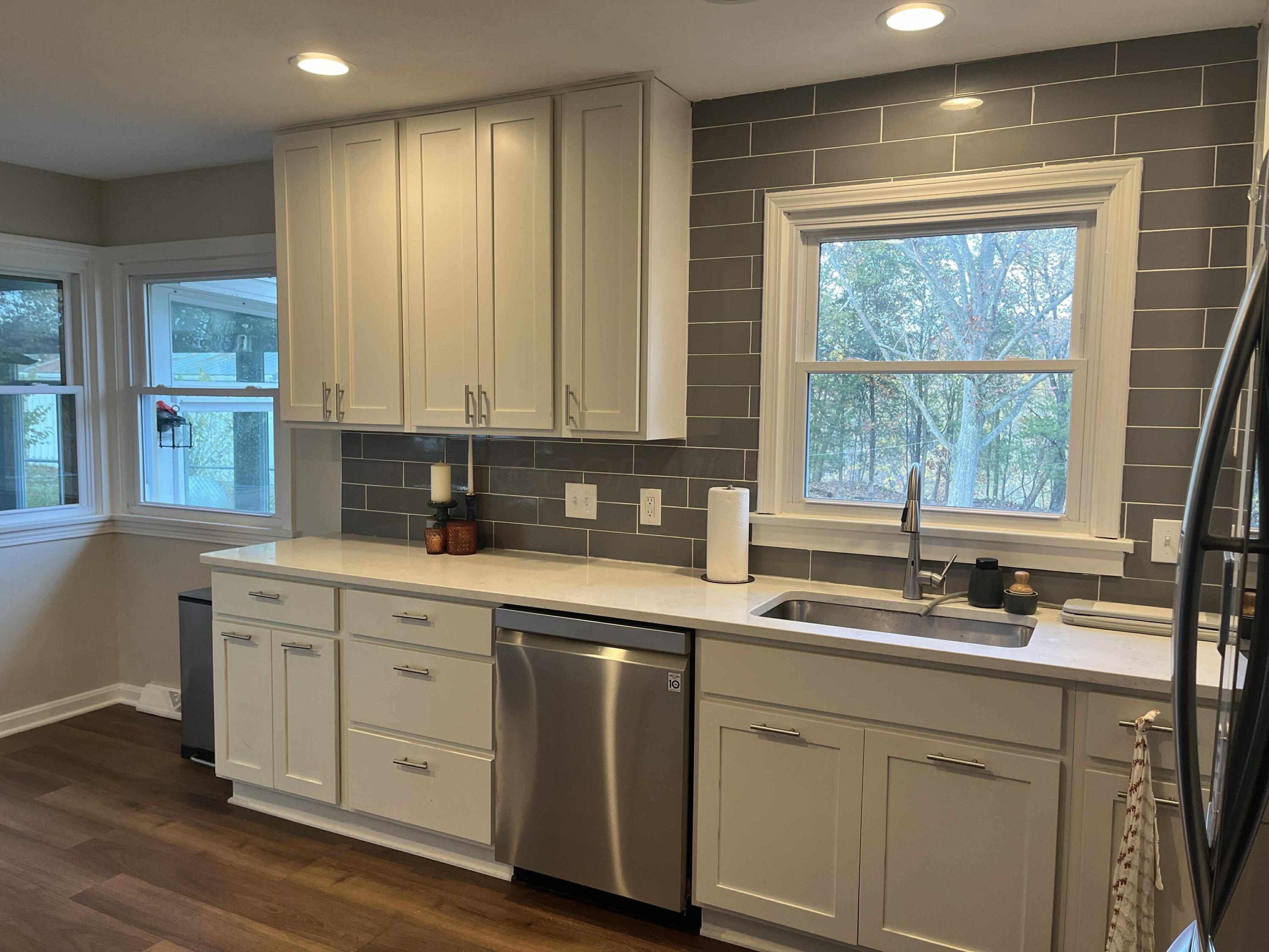 51232 North Ridge Road Vermilion, OH 44089 - Photo 10 of 33 Kitchen 5