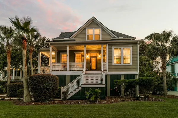 $1,250,000 | 2618 Kiln Creek Circle, Mount Pleasant, SC 29466