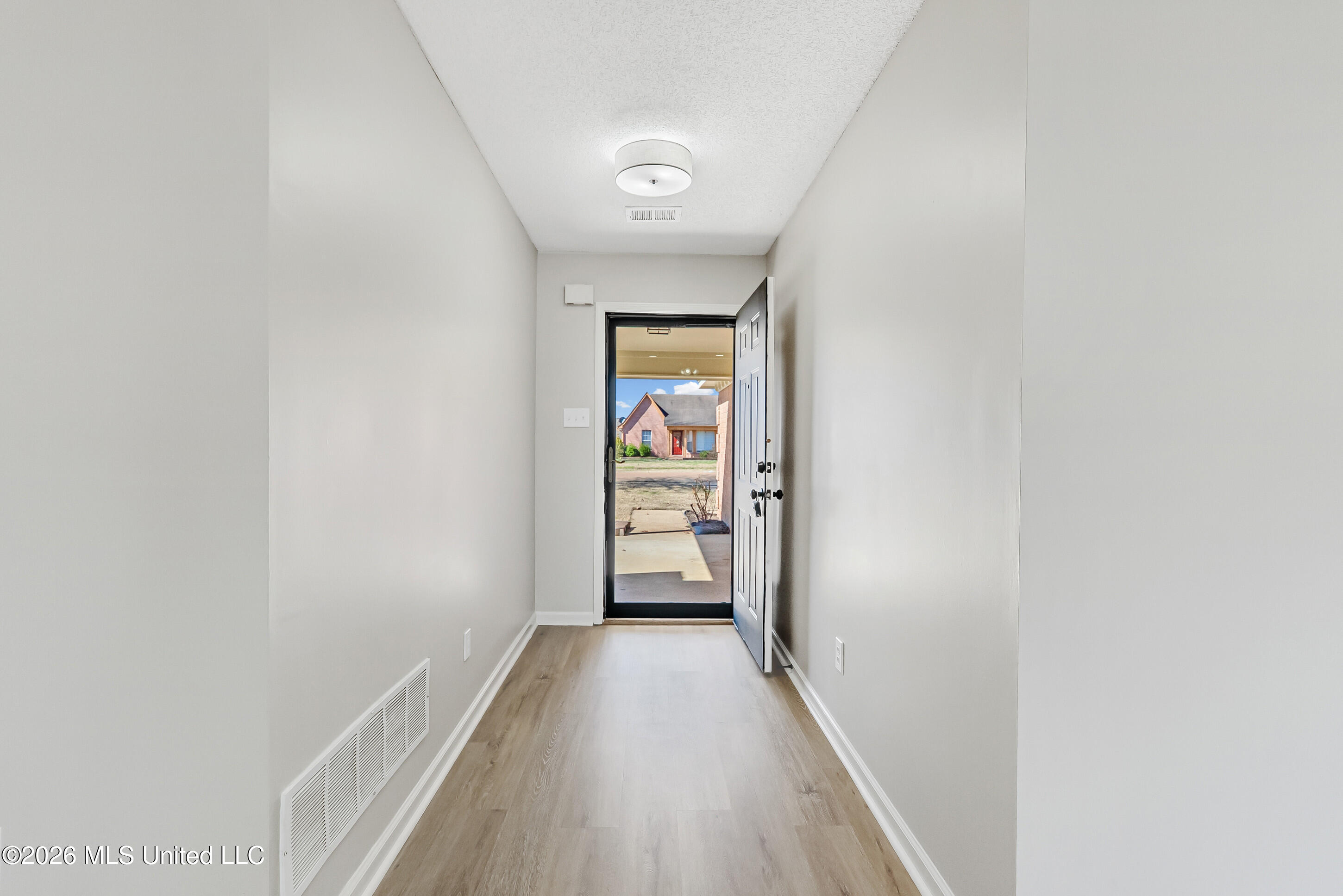 6716 Branch Road South Olive Branch, MS 38654 - Photo 6 of 37 DSC08380_print