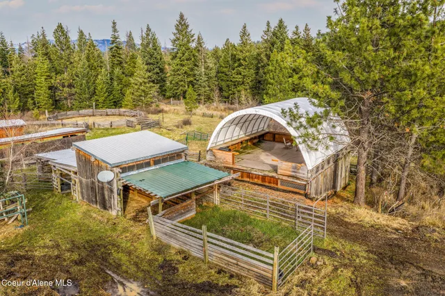 $325,000 | 41975 State Highway 3, St. Maries, ID 83861