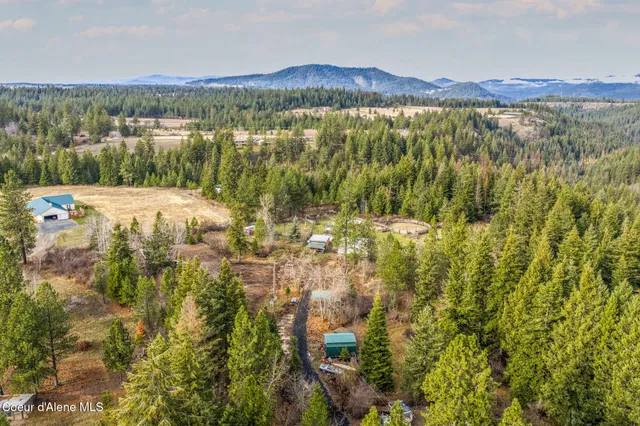 $325,000 | 41975 State Highway 3, St. Maries, ID 83861