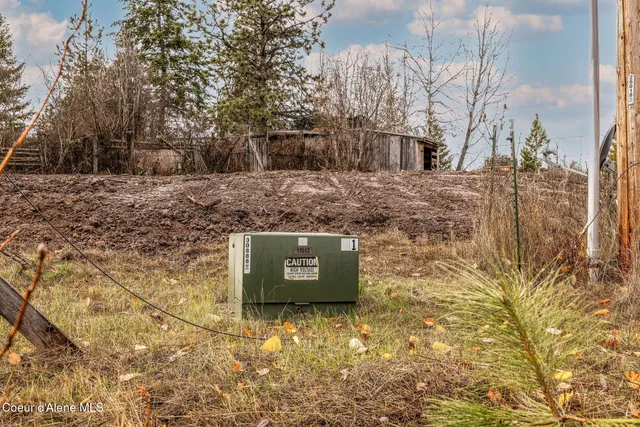 $325,000 | 41975 State Highway 3, St. Maries, ID 83861