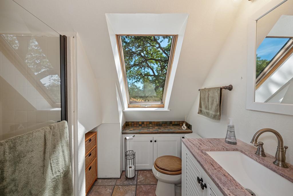 5551 Saddlehorn Road Shingle Springs, CA 95682 - Photo 46 of 48 Bonus Room - Bathroom
