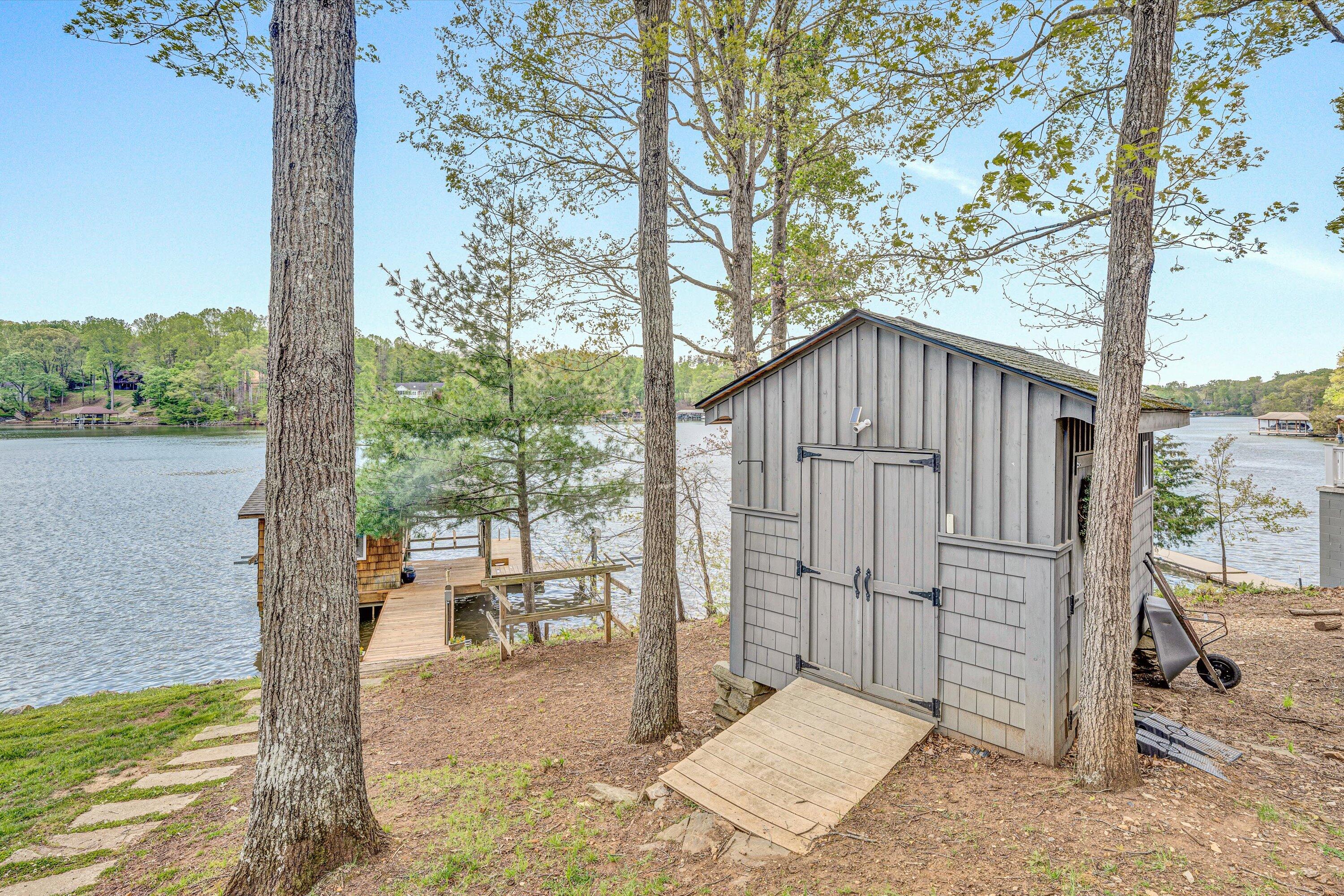 382 Blue Lake Road Union Hall, VA 24176 - Photo 45 of 67 45-DSC00136