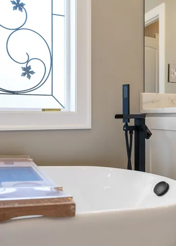 $599,900 | 278 Stone Creek Boulevard, McMinnville, TN 37110