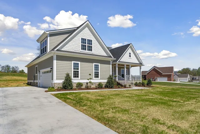 $599,900 | 278 Stone Creek Boulevard, McMinnville, TN 37110