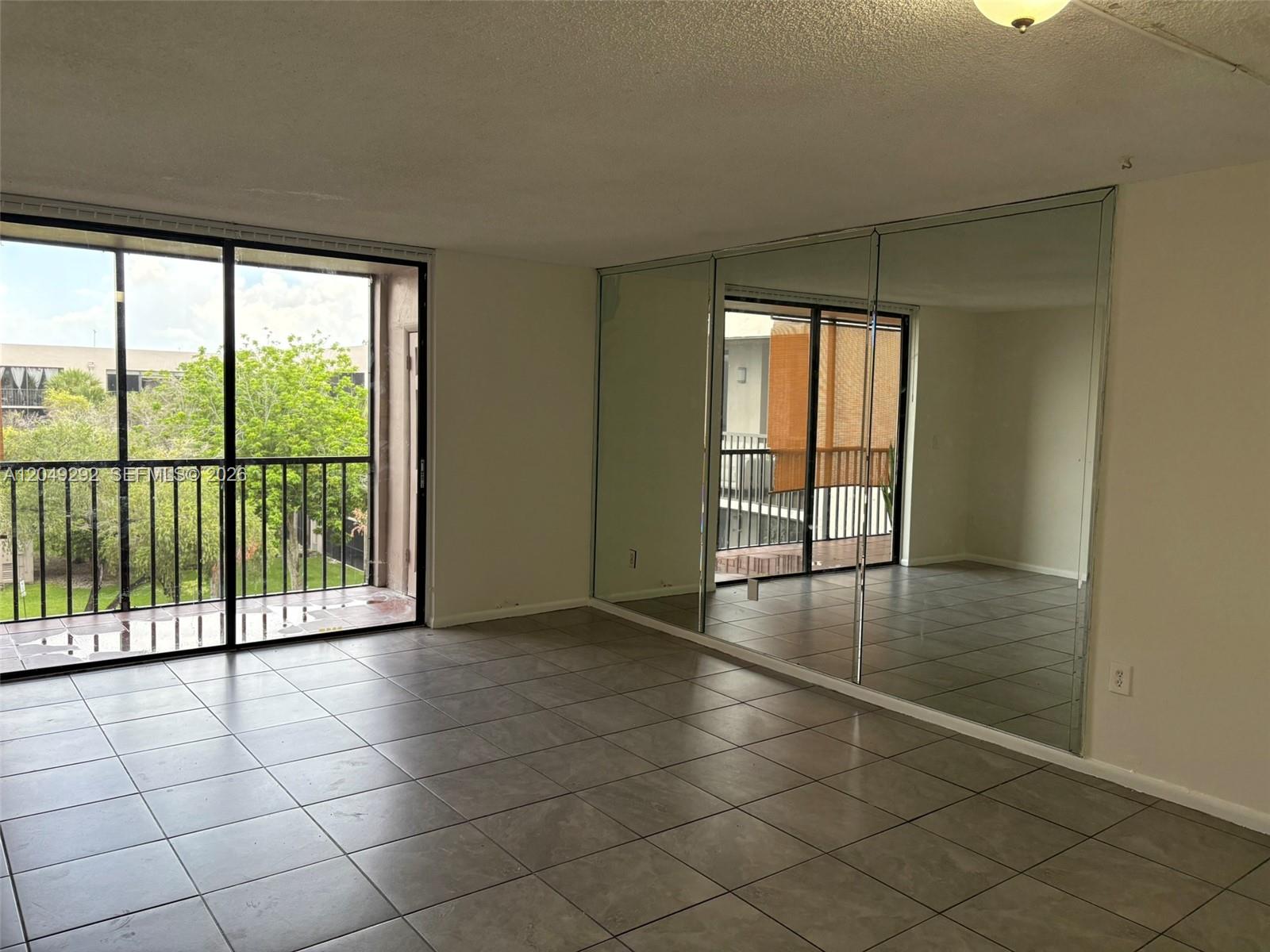 8500 Southwest 133rd Avenue Road, Unit 422 Miami, FL 33183 - Photo 3 of 20