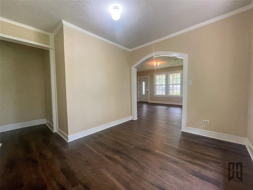 714 Butler Street Springhill, LA 71075 - Photo 11 of 22 Dining room