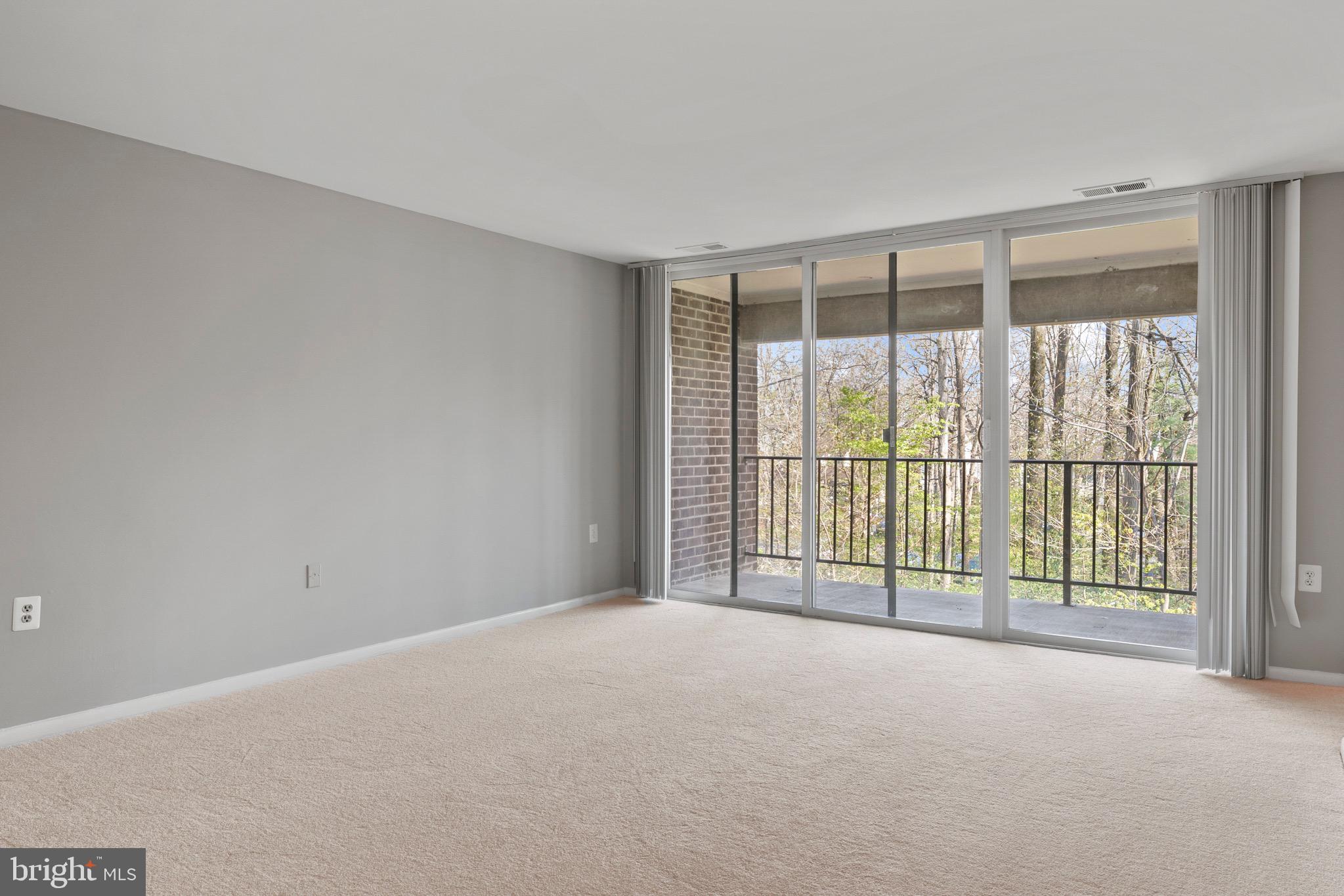 1542 Northgate Square, Unit 31B Reston, VA 20190 - Photo 3 of 18