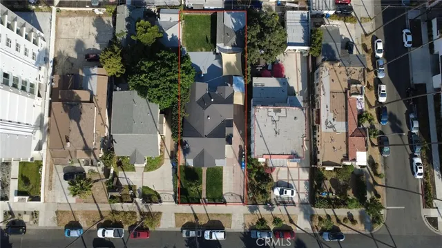 $1,499,000 | 210 North Berendo Street, Los Angeles, CA 90004