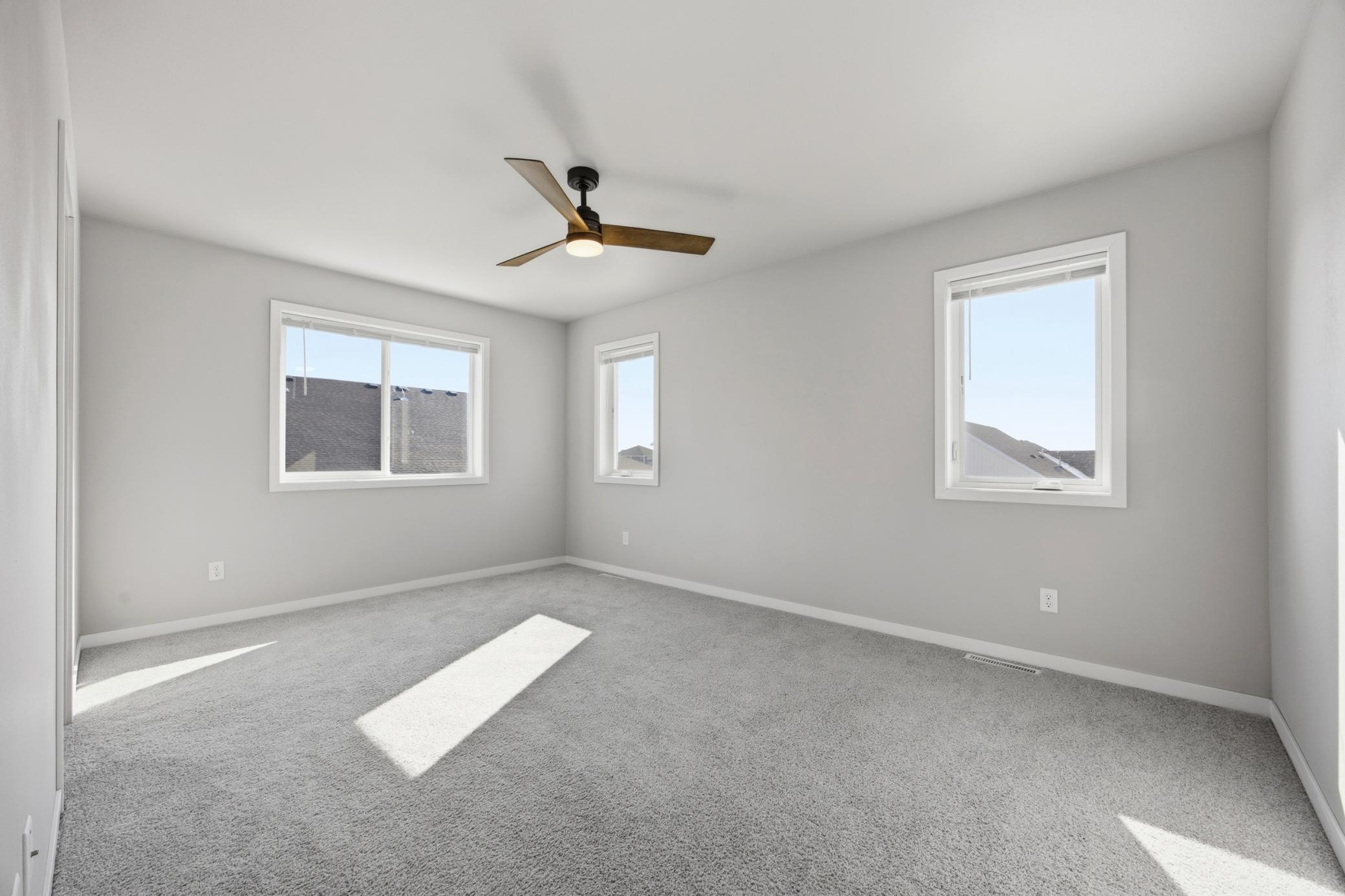 6797 28th Street South Fargo, ND 58104 - Photo 13 of 35