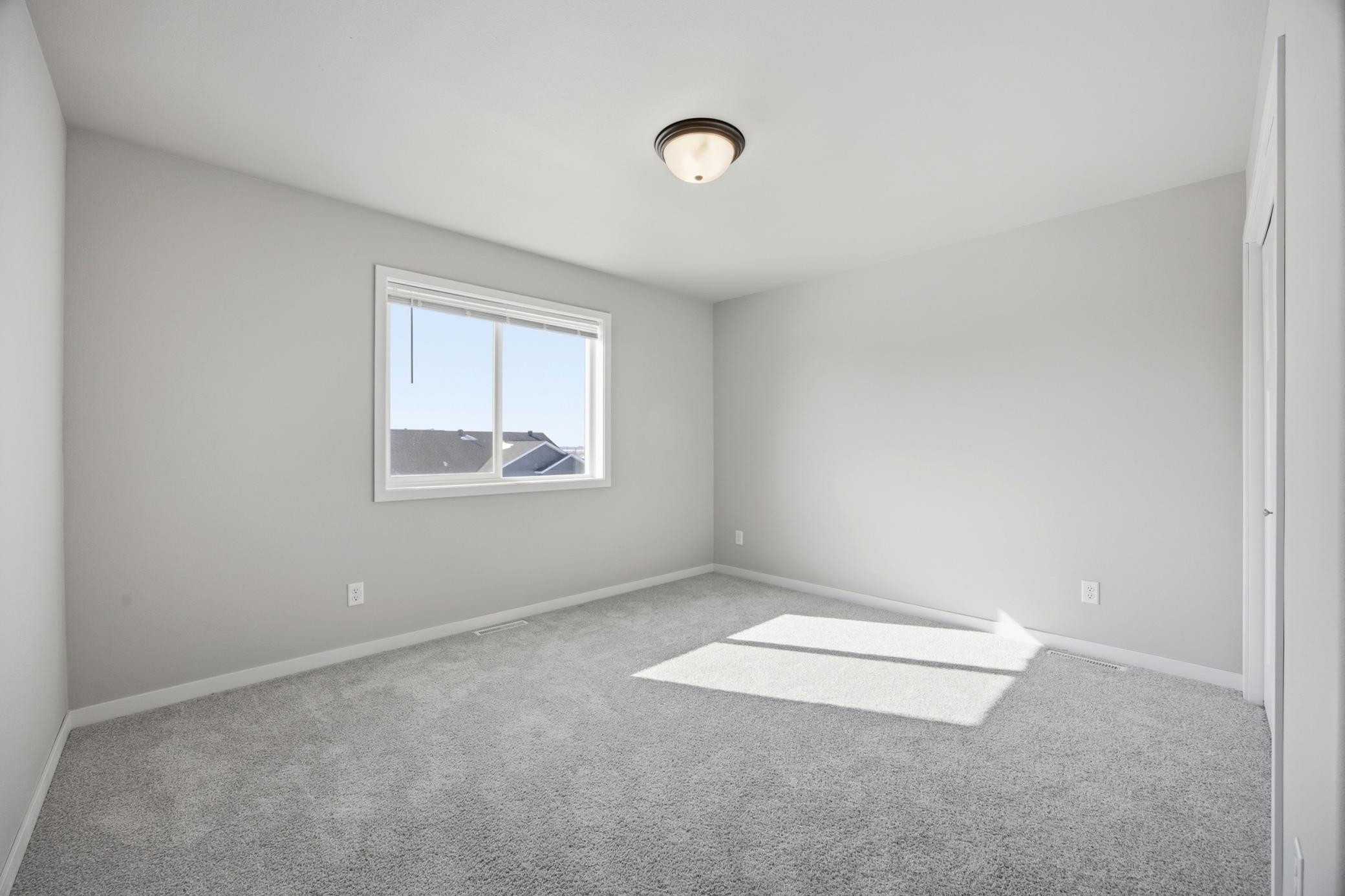 6797 28th Street South Fargo, ND 58104 - Photo 17 of 35