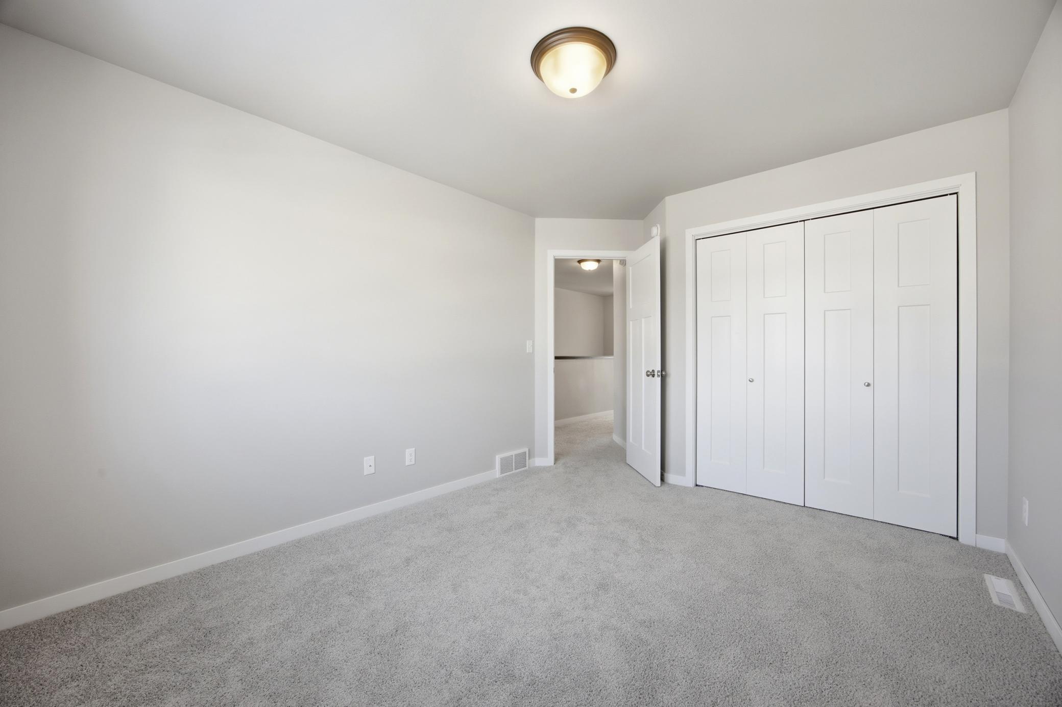 6797 28th Street South Fargo, ND 58104 - Photo 22 of 35