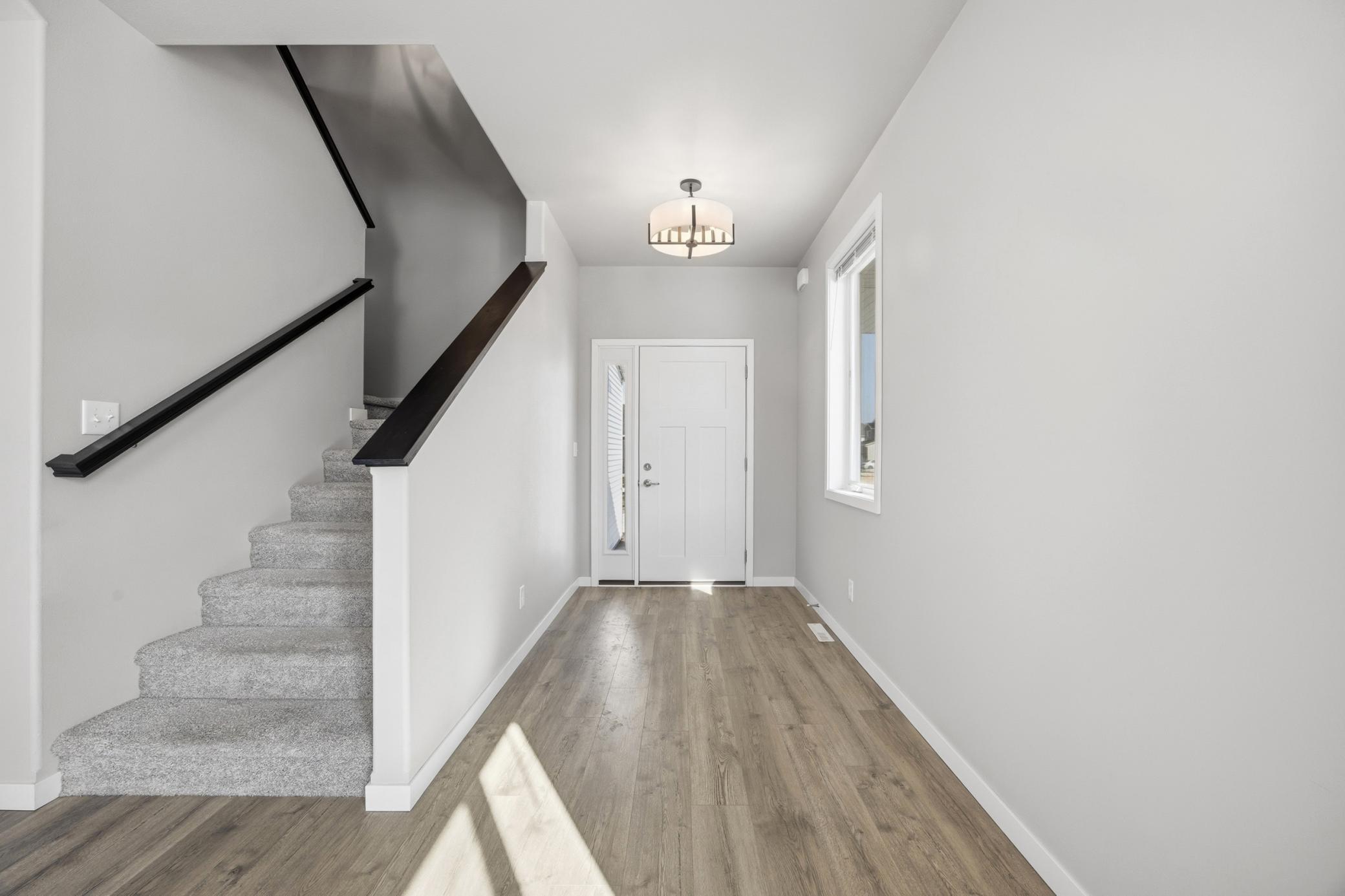 6797 28th Street South Fargo, ND 58104 - Photo 4 of 35