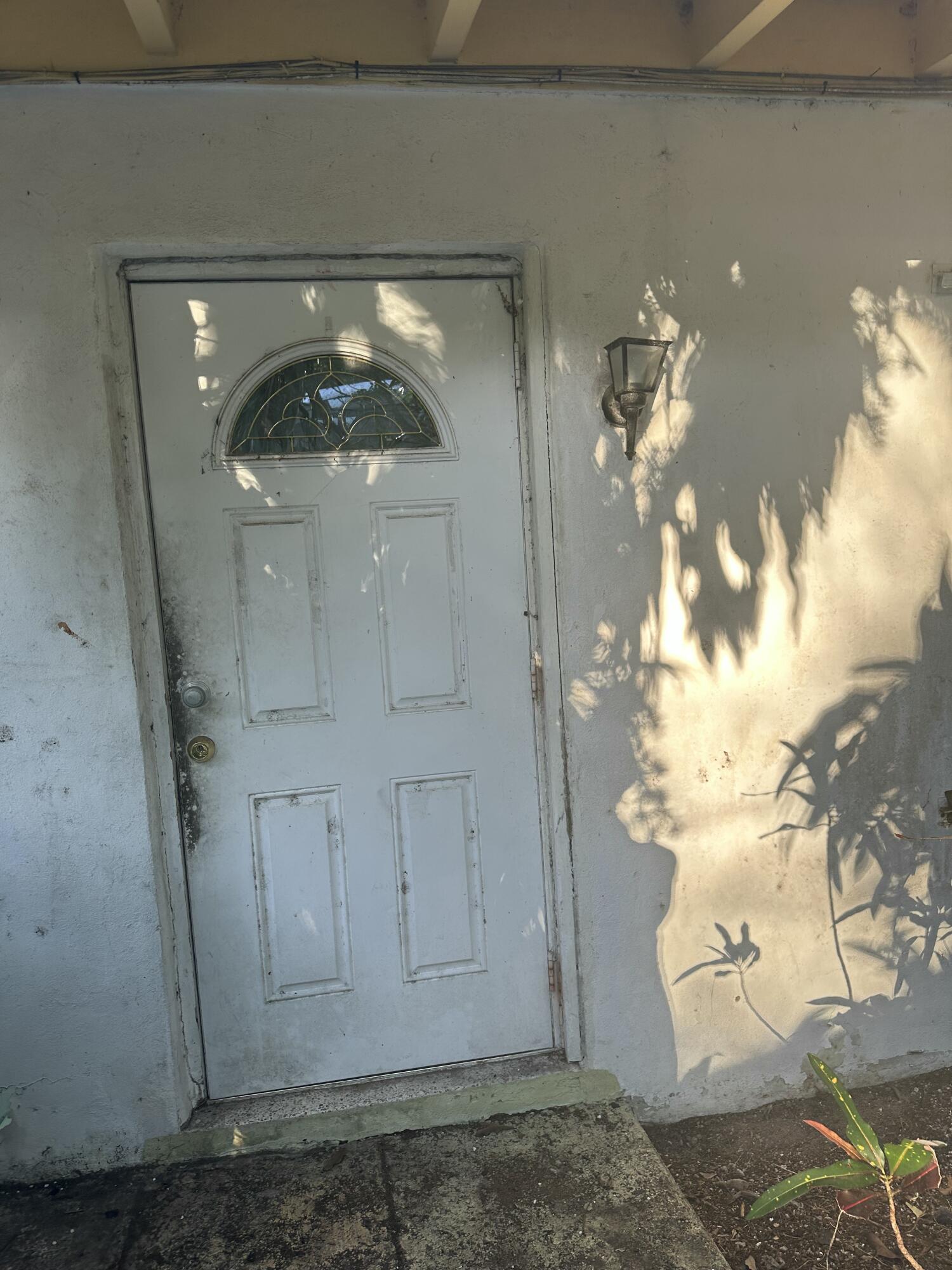 112 South Rolling Hill Road Tavernier, FL 33070 - Photo 5 of 39 2nd Door to Unit 114