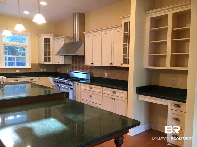6848 Marjon Lane Elberta, AL 36530 - Photo 7 of 38