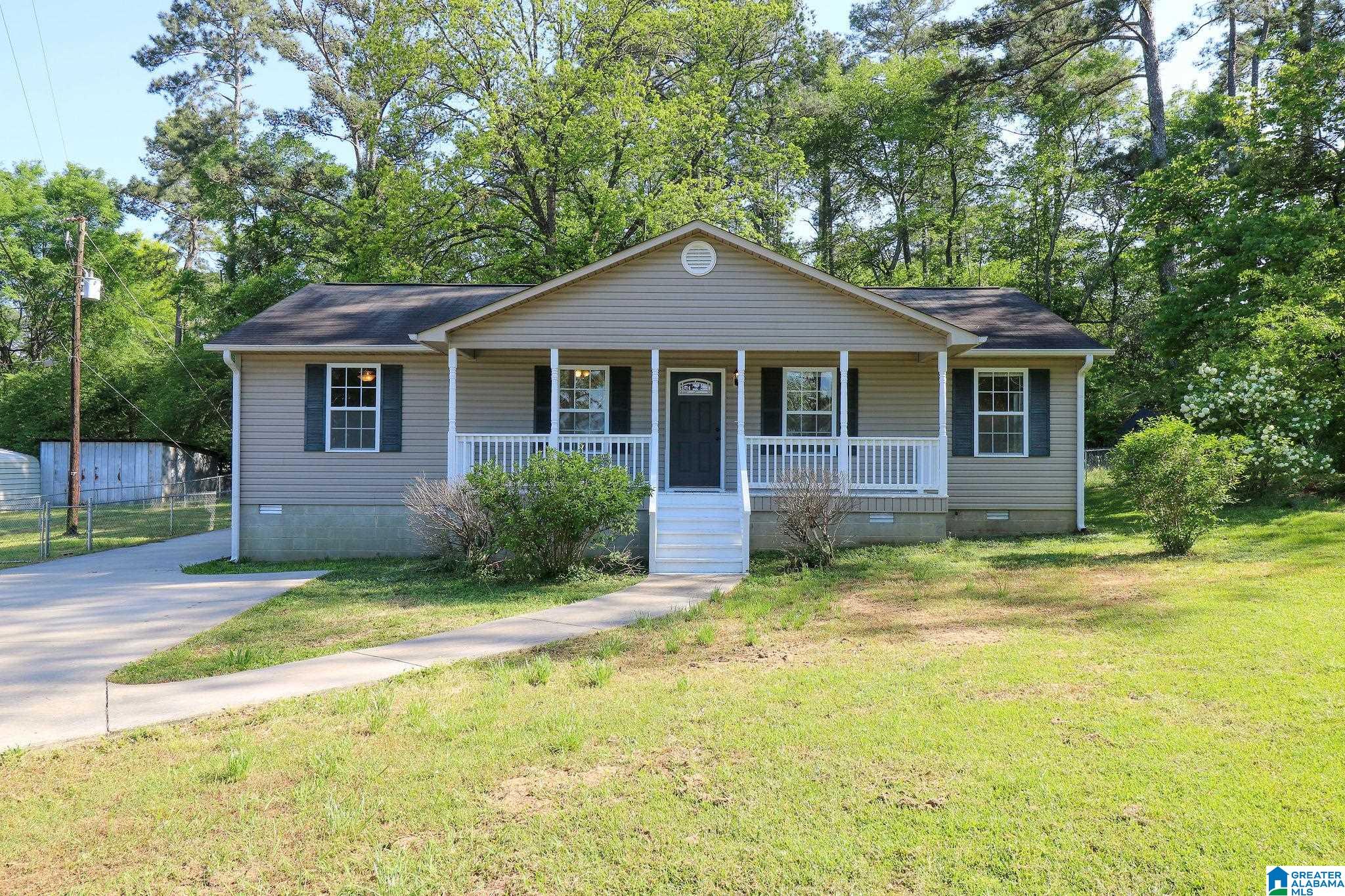 121 Martin Street Anniston, AL 36206 - Photo 1 of 36