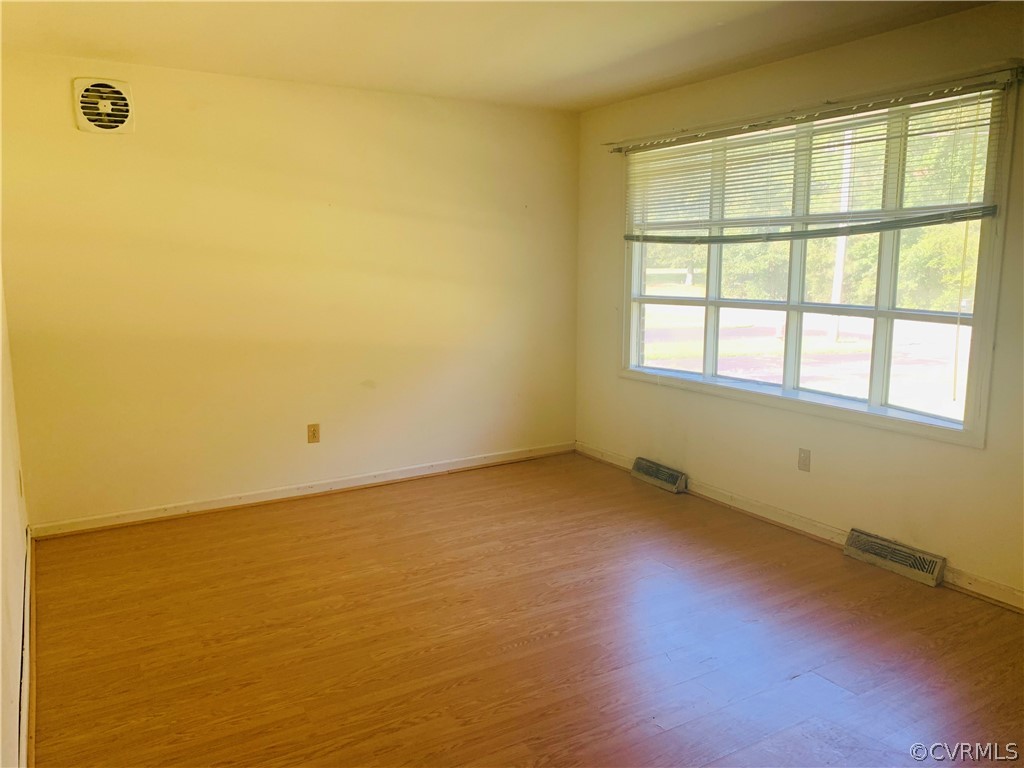 11205 Walton Lake Road Disputanta, VA 23842 - Photo 19 of 29 Gallery Image 19