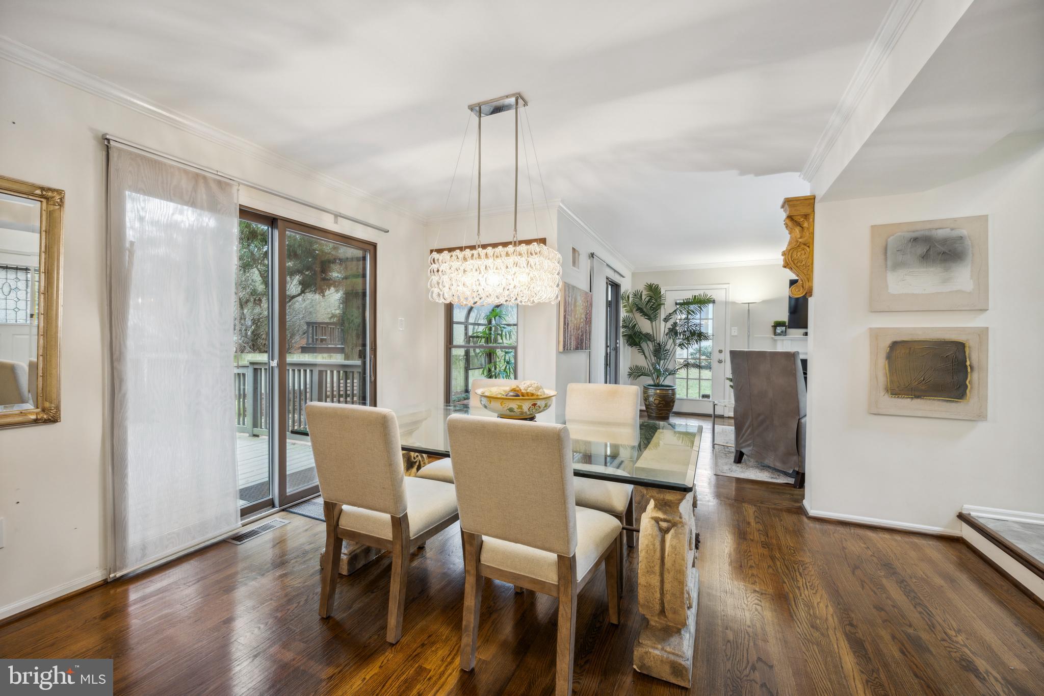 401 Millhouse Pond Chesterbrook, PA 19087 - Photo 11 of 44 Open concept dining room