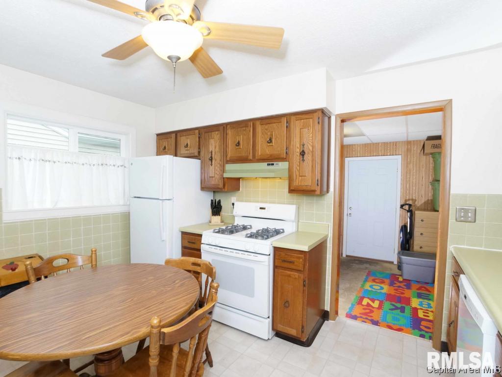 3315 East Carpenter Street Springfield, IL 62702 - Photo 9 of 27 Gallery Image 9