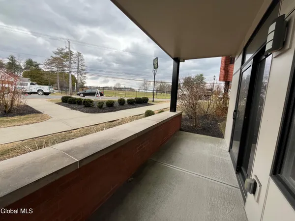 $2,129 | 2 West Avenue, Unit 103, Saratoga Springs, NY 12866