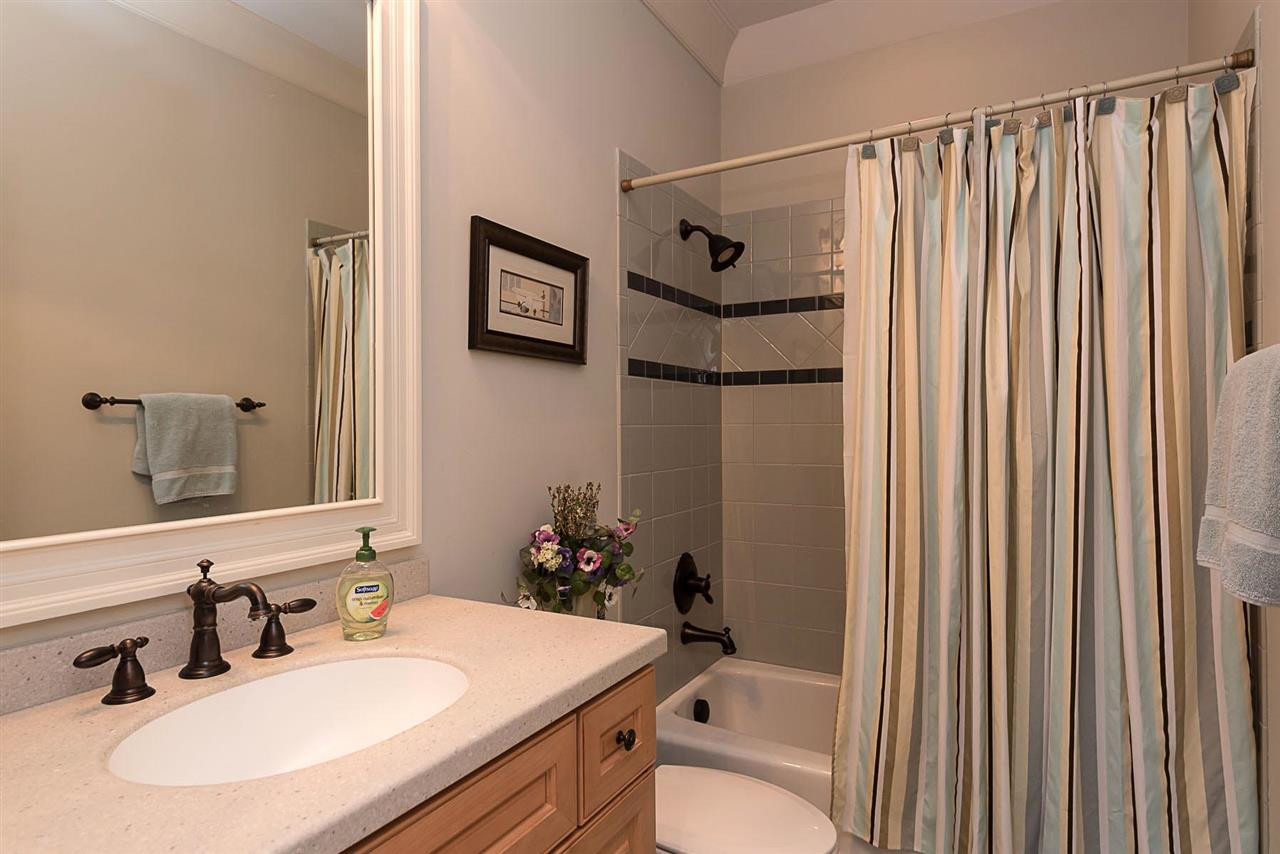 12701 Topiary Court Raleigh, NC 27614 - Photo 21 of 25 Full Bathroom