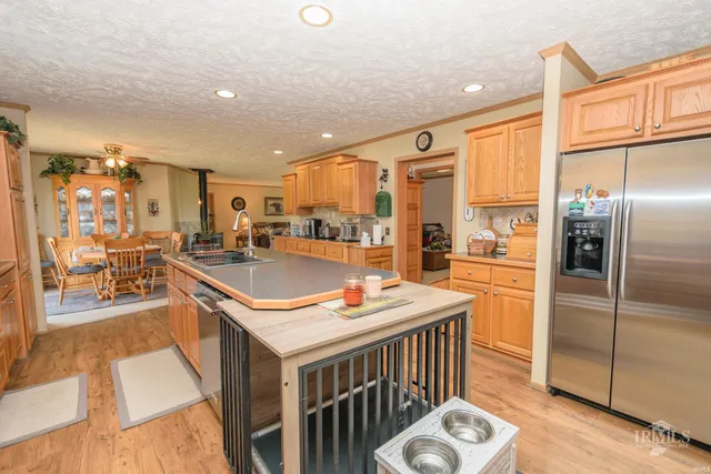 $1,100,000 | 2729 South County Road 300, Portland, IN 47371