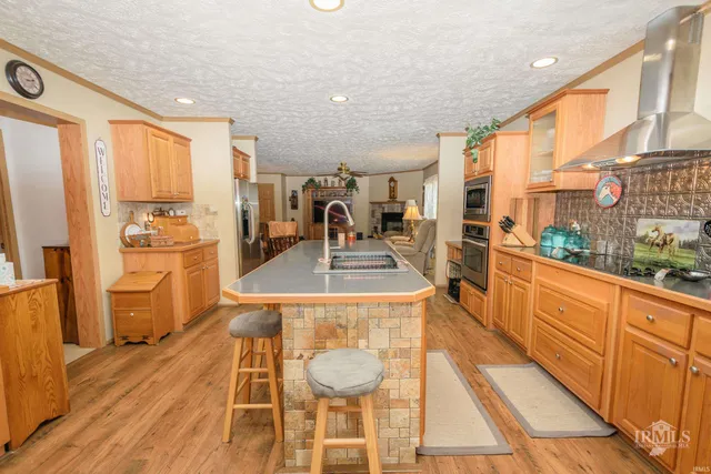 $1,100,000 | 2729 South County Road 300, Portland, IN 47371