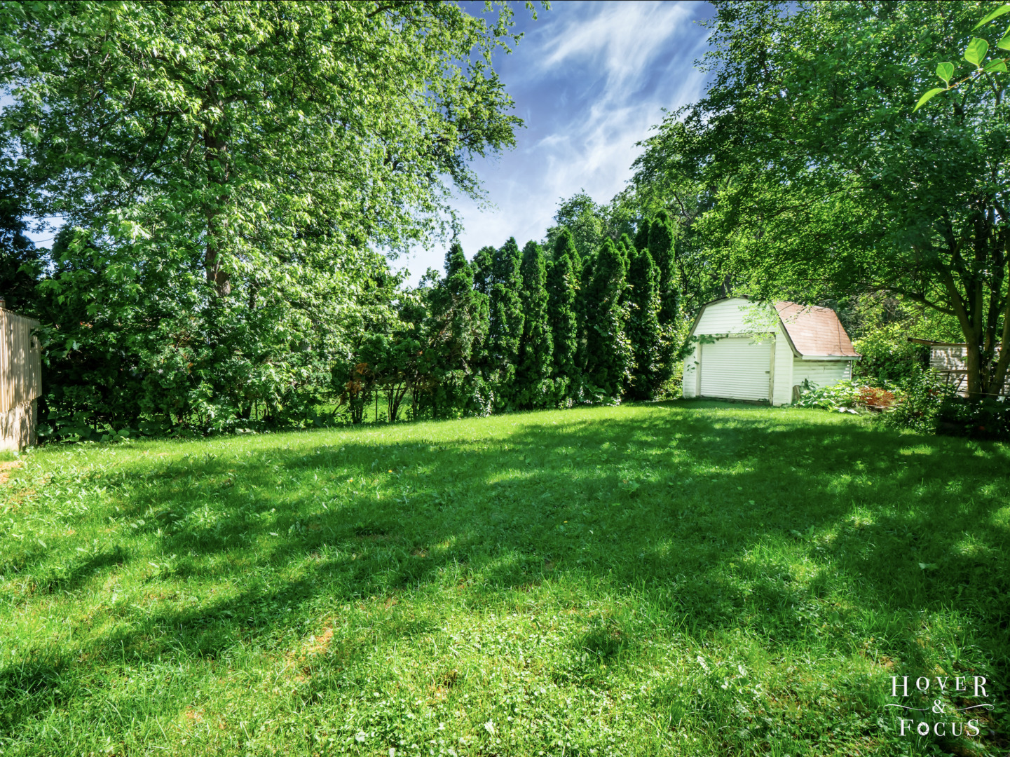 304 South Lily Lake Road McHenry, IL 60051 - Photo 4 of 12 a view of a back yard