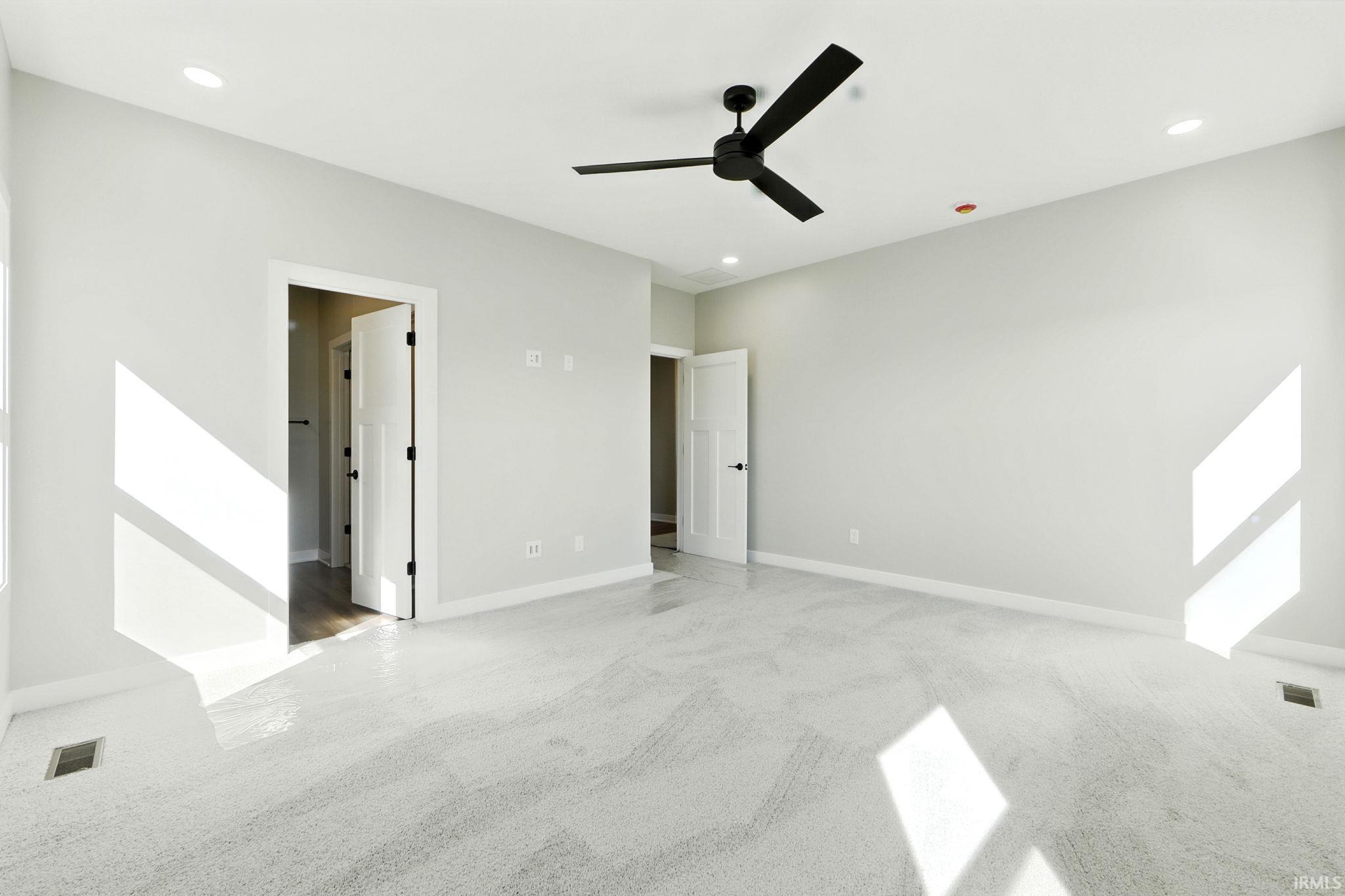 7075 Starks Boulevard Fort Wayne, IN 46816 - Photo 1 of 33