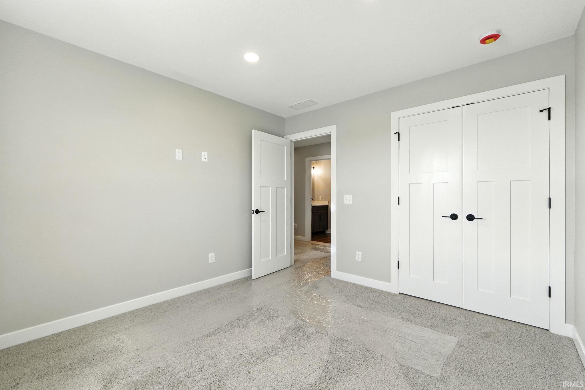 7075 Starks Boulevard Fort Wayne, IN 46816 - Photo 16 of 33