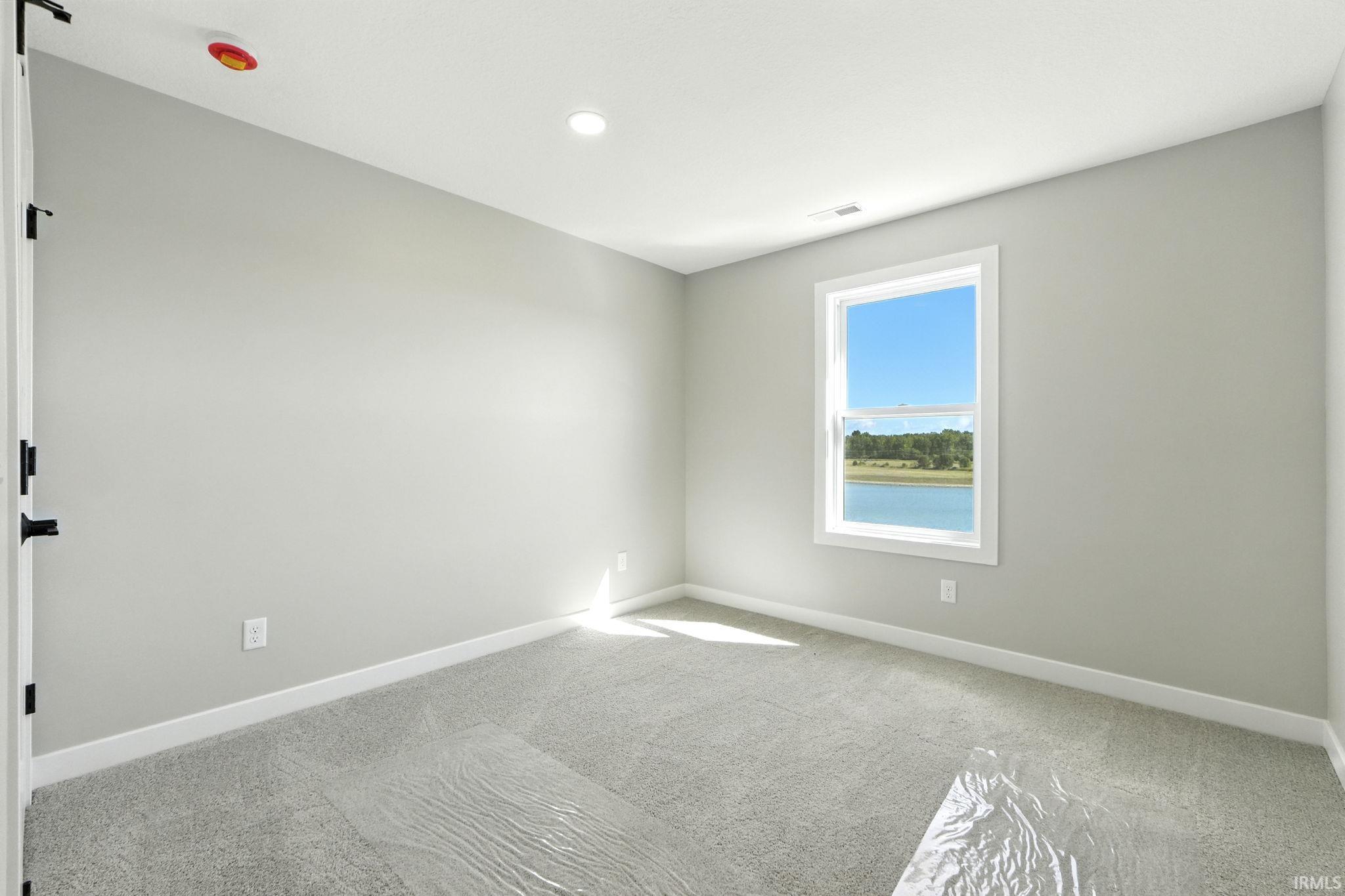 7075 Starks Boulevard Fort Wayne, IN 46816 - Photo 17 of 33