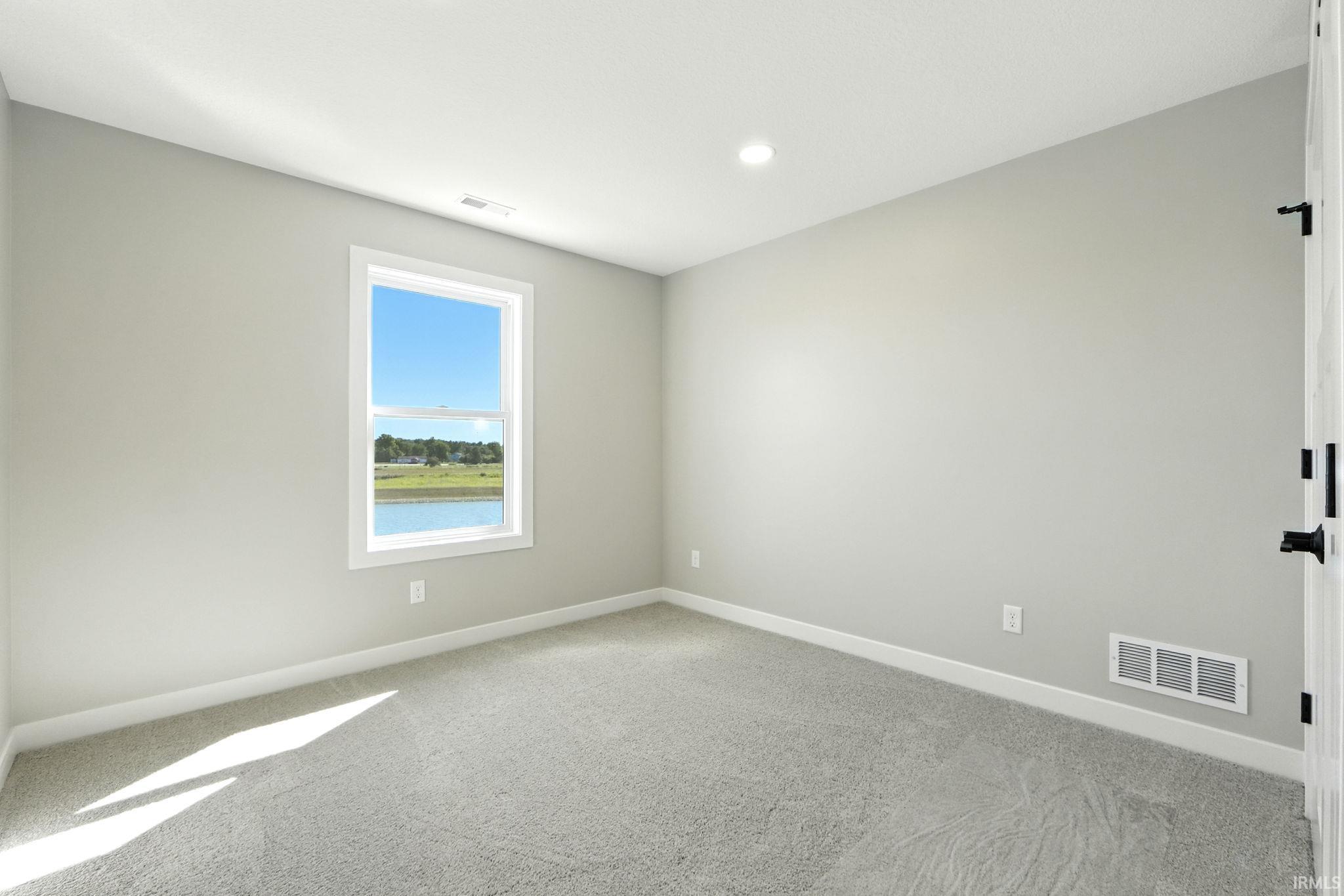 7075 Starks Boulevard Fort Wayne, IN 46816 - Photo 19 of 33